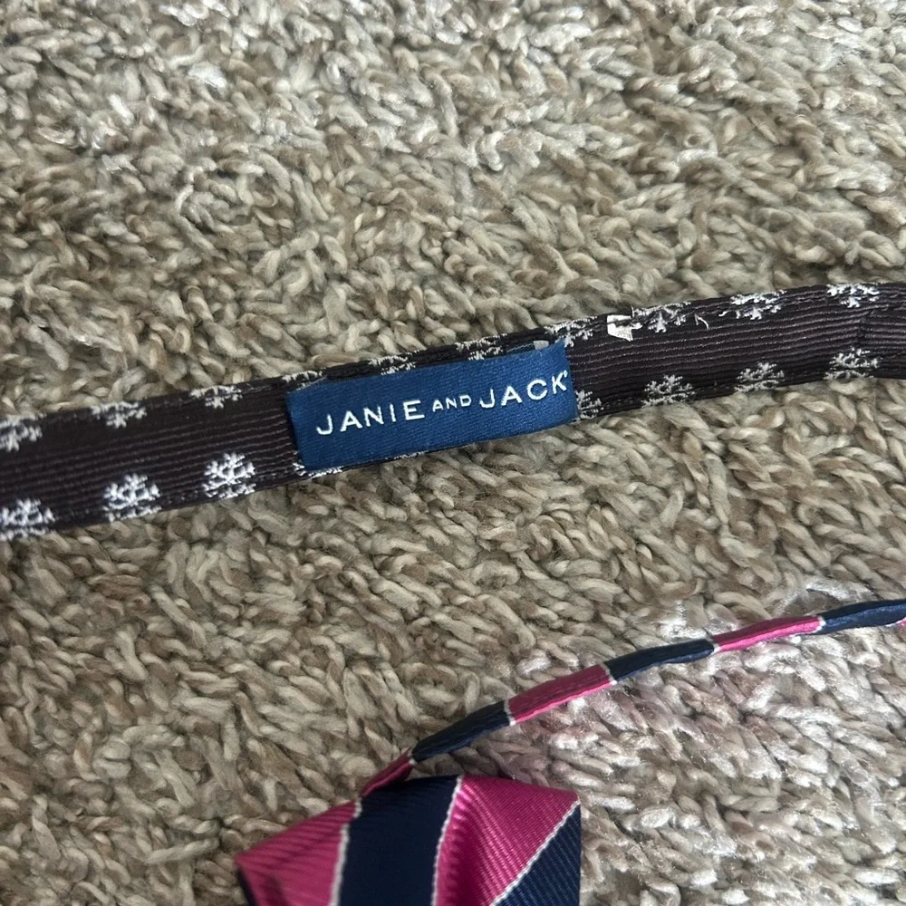 Bow ties/tie bundle